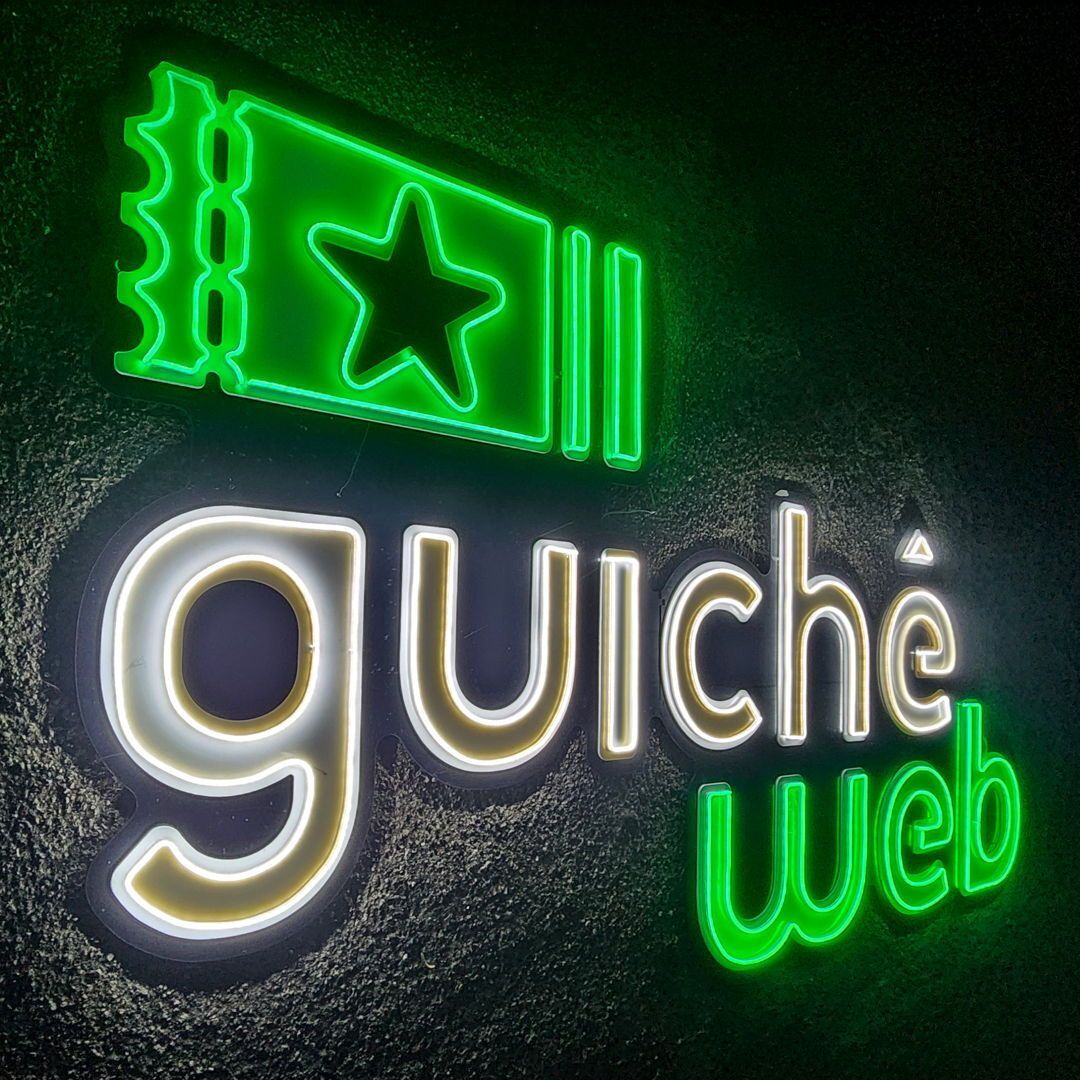 baita neon da @guicheweb! 2,8m de comprimento! sério!